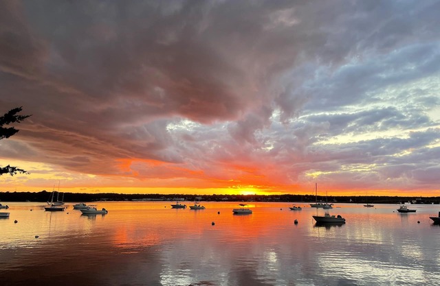 Glorious Sunsets and Fun on Private Waterfront in Beautiful, Comfortable Home.