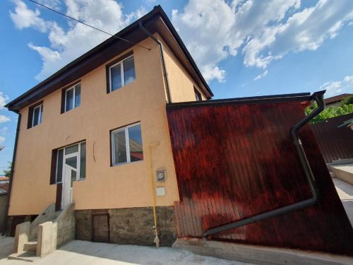 GMV House