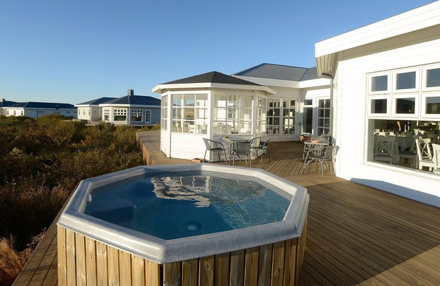 Golden Circle - Villa apartment w/private hot tub