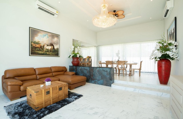 Gold Chariot Pool Villa A