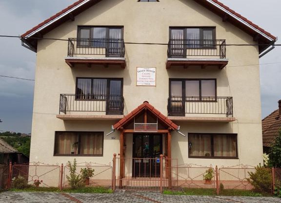 Gold Fayen House Cheile Turului