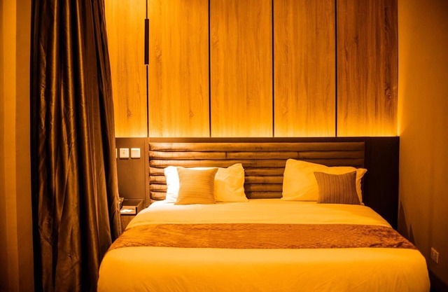Gold ice hotel