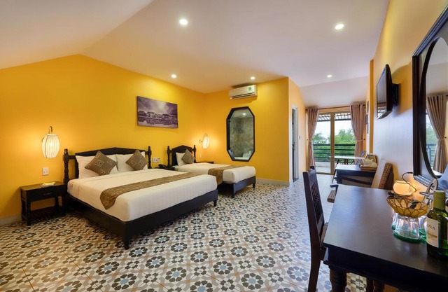 Golden Bell Homestay