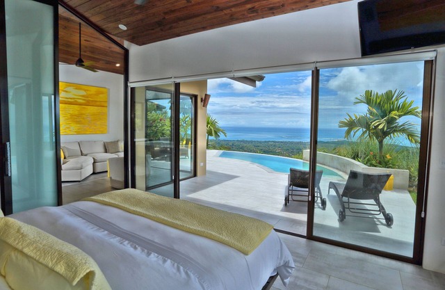 Golden Pineapple Villas