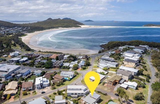 Golden Sands 2 Short Street, Air Con, Wifi, Beach View