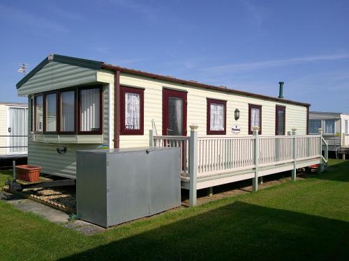 Golden Sands Westmorland GS 6 Berth Blow Heated Access to the Beach