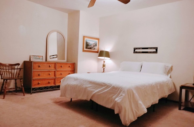 Golden Sunflower's Apartment A1