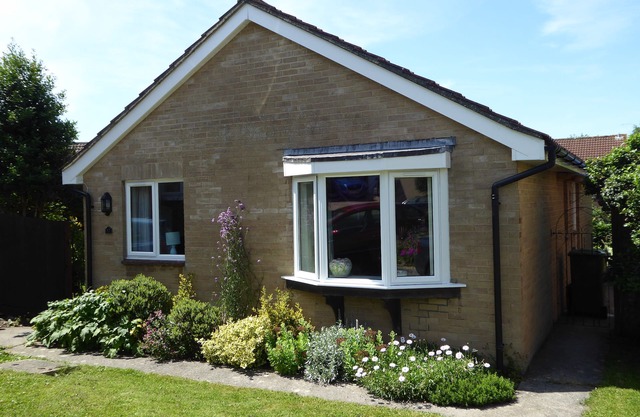 GOLDINGS, pet friendly, character holiday cottage in Wells