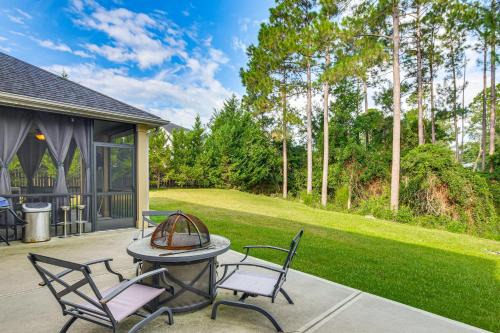 Golf and Hike Family Home 11 Mi to Fort Bragg!
