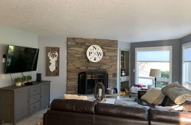 Golf and Ski Condo at Mt Hood Resort Welches