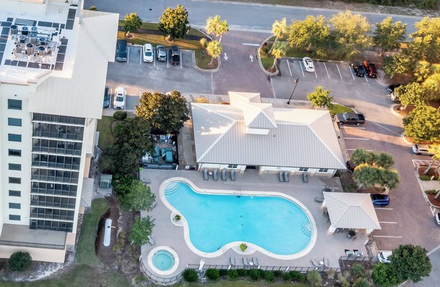 Golf. BEACH. Pool. REPEAT! Experience the Lost Key Lifestyle! Free Golf!