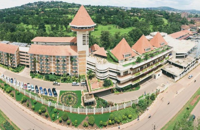 Royal Hotel 