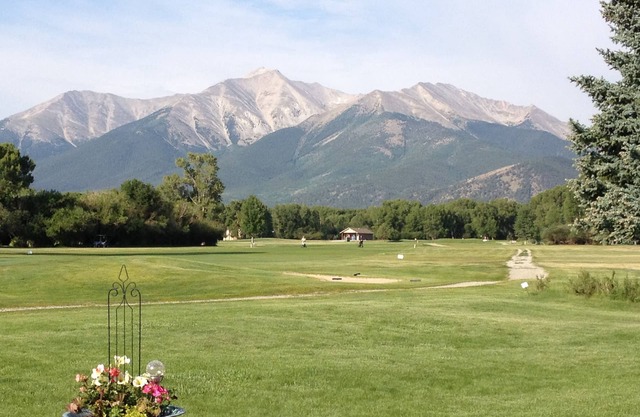 Golf Course with Creek and Bridge 3 Bed 2 Bath