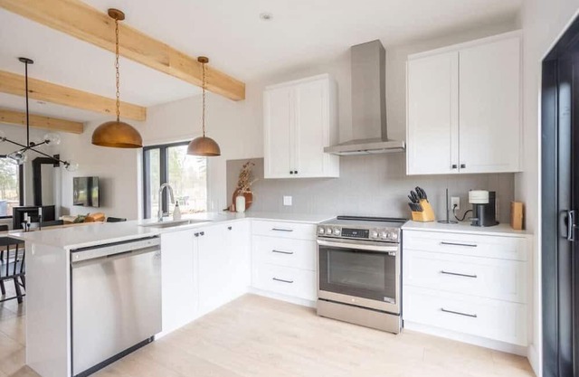 Golf Haus 3, Mont-Tremblant · Newly Built 3BR Scandinavian Farmhouse