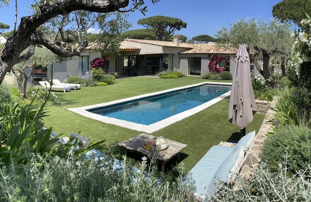 Golfe de Saint-tropez-grimaud-neue & Sehr Charmante Familienvilla in Strandnähe