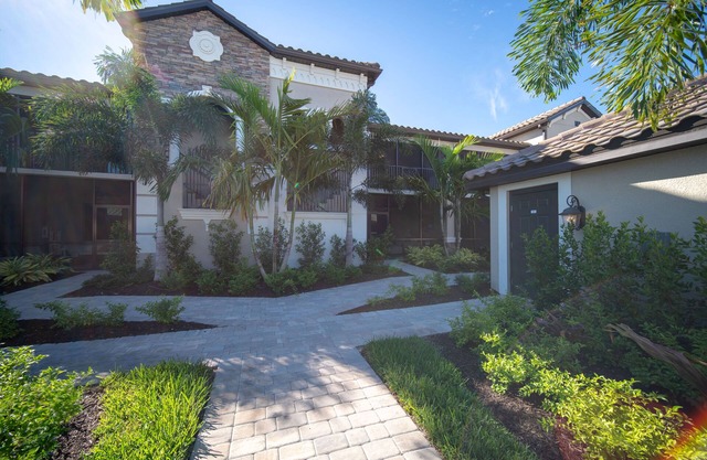 Golfers paradise with exceptional views at Lakewood National, Utilities Included
