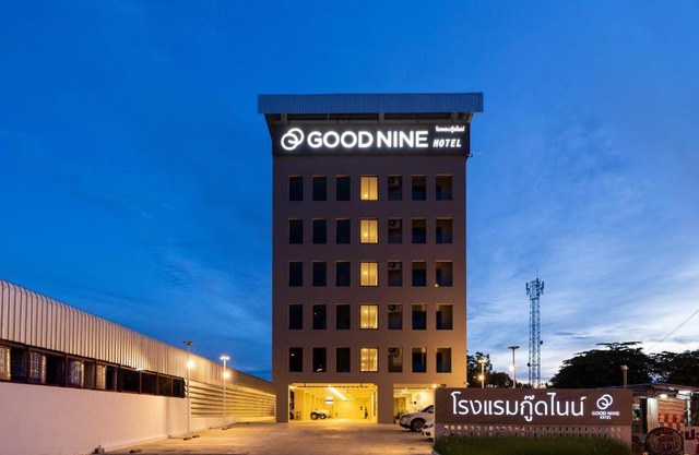 Good nine Hotel