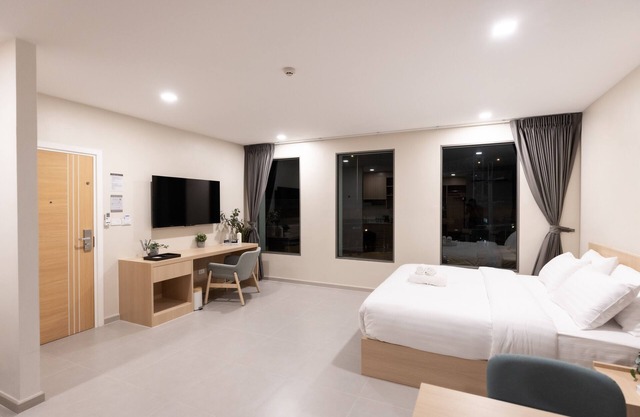 Good Nine Hotel
