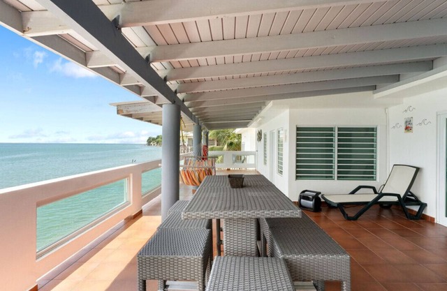 Good Vibration Beach House