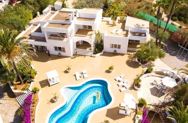 Gorgeous Villa Near Ibiza Centre