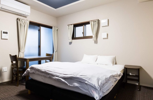 Gorgeous alone Also for remote work Queen bedroo/Kyoto Kyōto