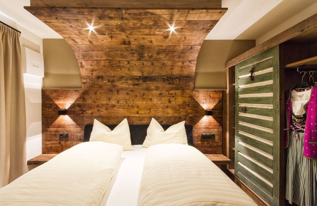Gorgeous Apartment Close to Ski Lifts with Wi-Fi, Parking and Garden
