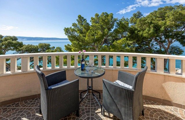 Gorgeous apartment in Bajnice with WiFi