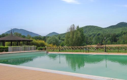 Gorgeous Apartment In Montone