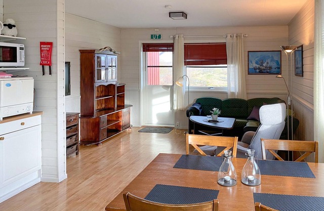 Gorgeous apartment in Offersøy