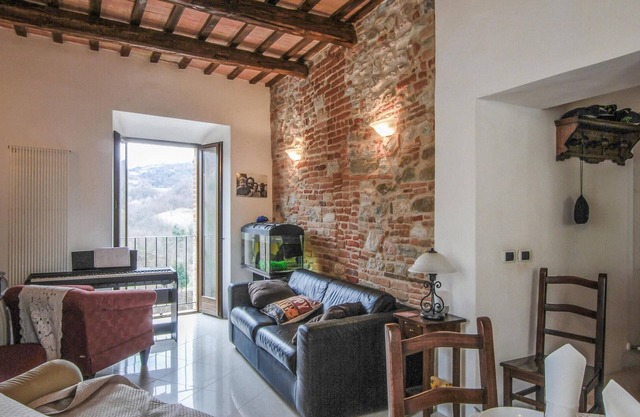 Gorgeous apartment in Montefortino
