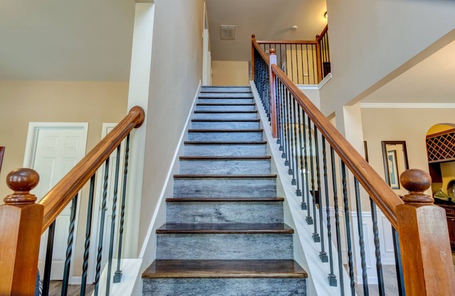 Gorgeous Atlanta 4200sq ft Home Atlanta / Stone Mtn area.