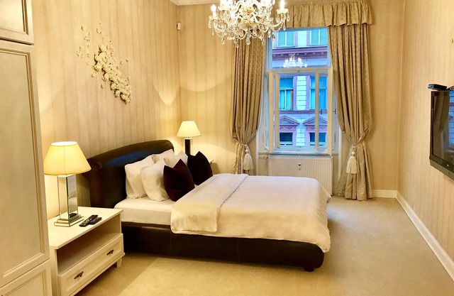 Gorgeous brand new 1 bed apartment located in posh residential area of Prague!