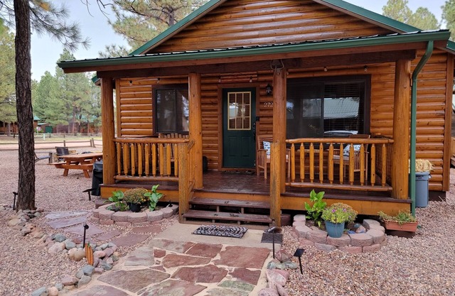 Gorgeous cabin in the heart of Bison Ranch