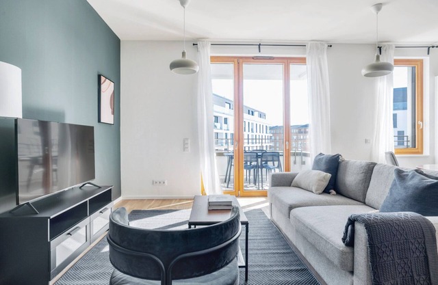 Gorgeous Charlottenburg 2BR nr Tiergarten, by Blueground