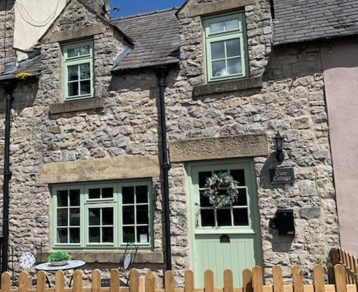 Gorgeous Cozy Cottage with a heritage feel, walks, pubs & wood burner
