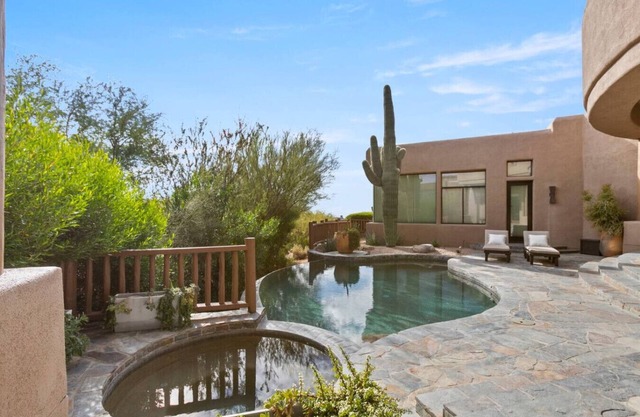 Gorgeous Desert Mountain Home!