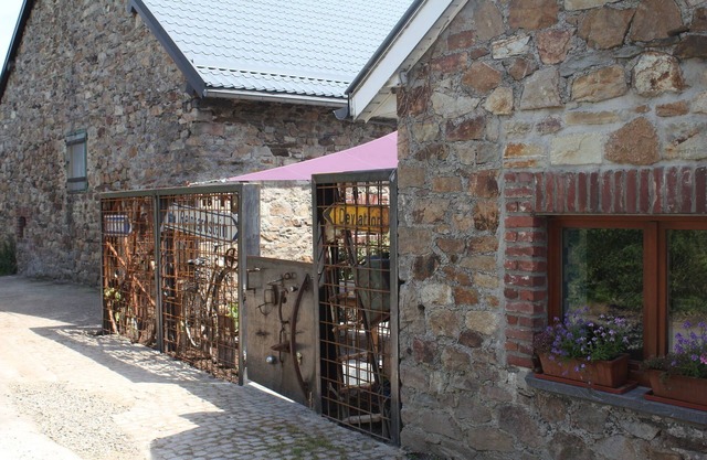 Gorgeous Holiday Home in Ovifat with Sauna
