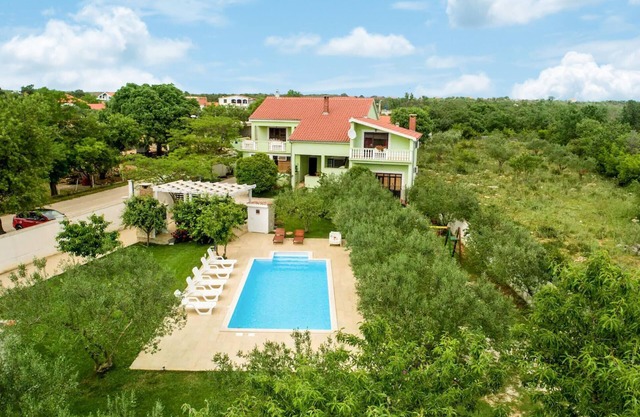 Gorgeous home in Sv. Filip i Jakov
