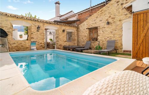 Gorgeous Home In El Colmenar With Wifi