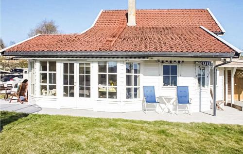 Gorgeous Home In Førde I Hordaland