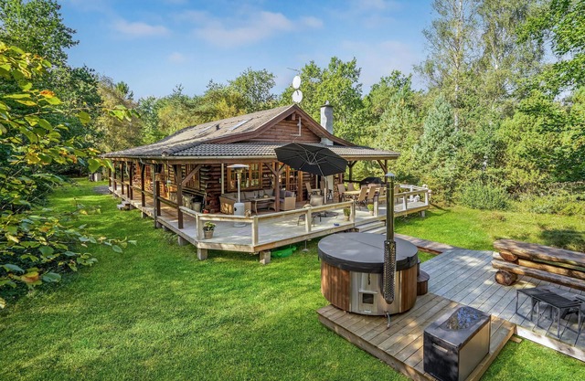 Gorgeous home in Hadsund with sauna