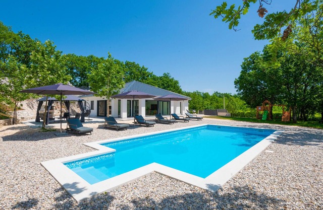 Gorgeous home in Ivanbegovina