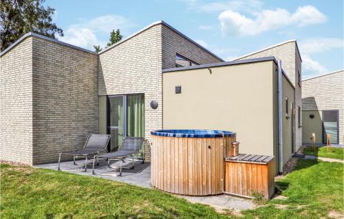 Gorgeous Home In Lembruchdümmer See