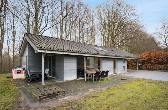 Gorgeous home in Middelfart with WiFi