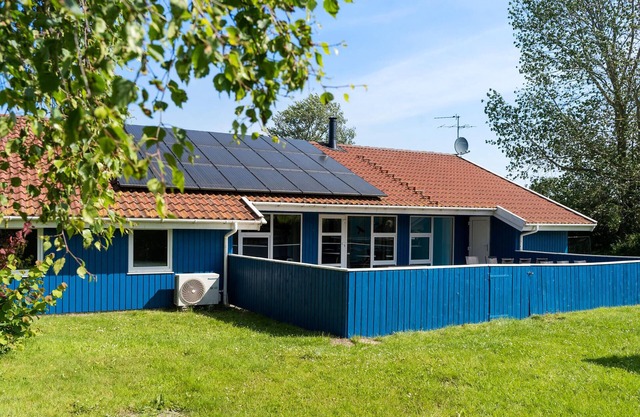 Gorgeous home in Nordborg with sauna