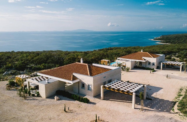 Gorgeous home in Novalja with sauna