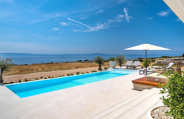 Gorgeous home in Novalja with sauna