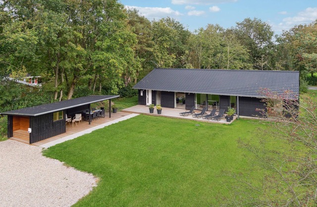 Gorgeous home in Oksbøl with sauna