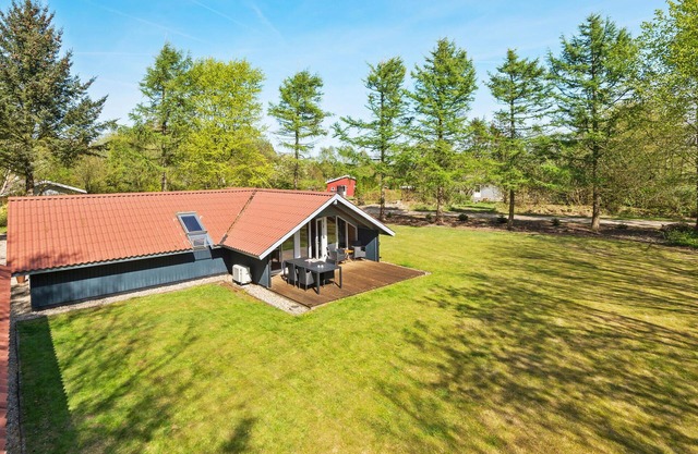 Gorgeous home in Oksbøl with sauna