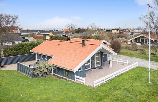 Gorgeous home in Otterup with WiFi